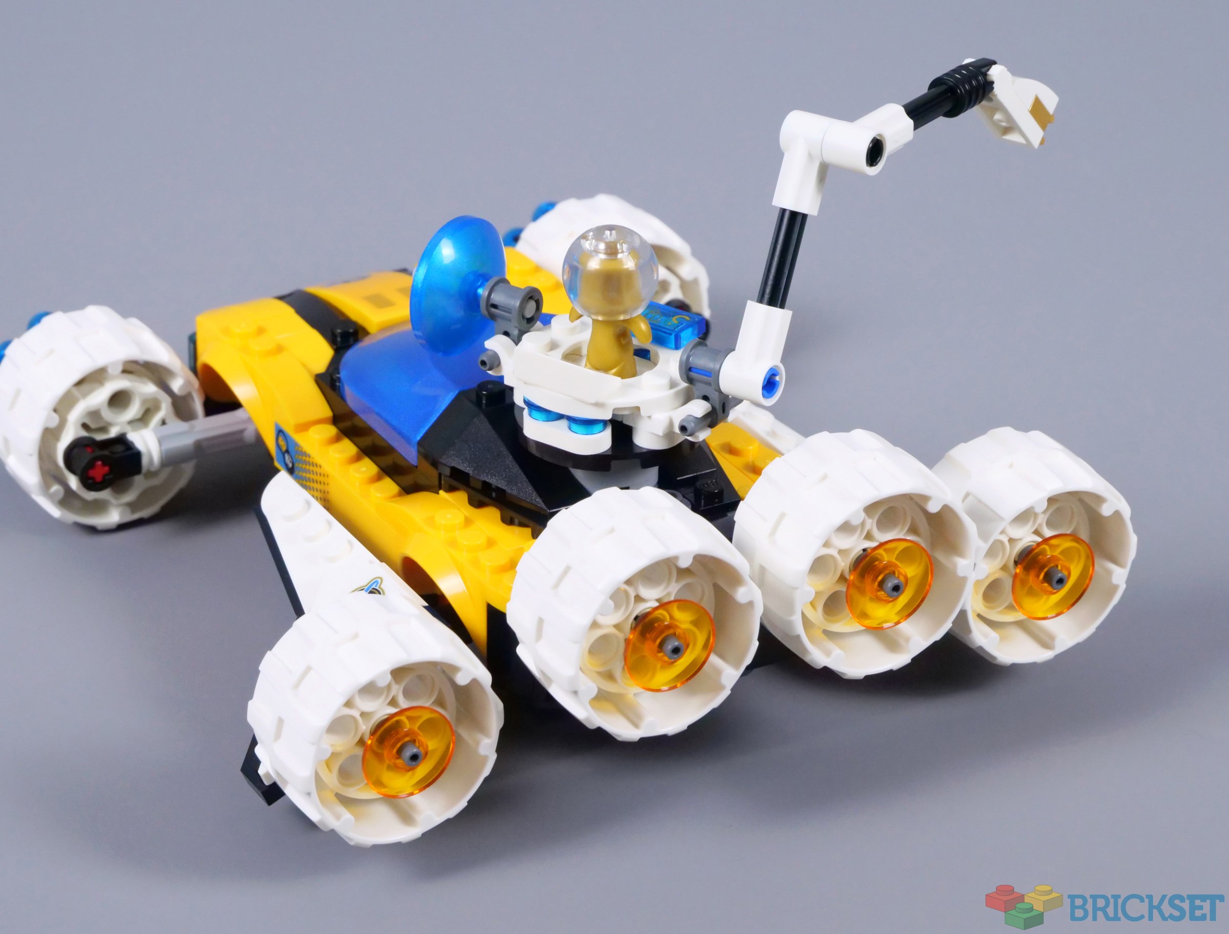 LEGO Dreamzzz 71475 Mr. Oz's Space Car review | Brickset